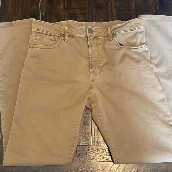 AMERICAN EAGLE Flex pants 33 x 32 GUC - Picture 1 of 9